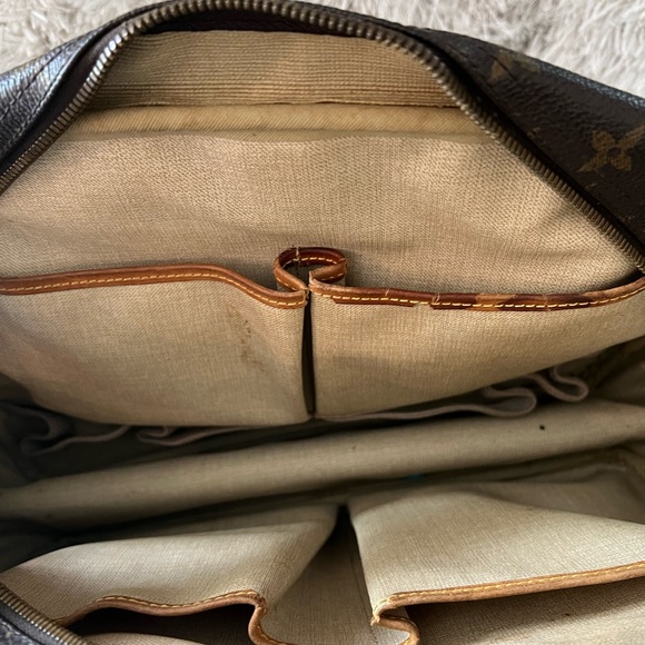 Louis Vuitton bags - Picture 15 of 16